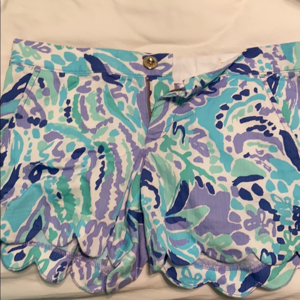 Lily Pulitzer size 00 shorts